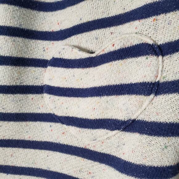 Lands' End | Zip Front Hooded Speckled Striped Cozy Swim Coverup w/ Heart Pocket - Picture 4 of 10